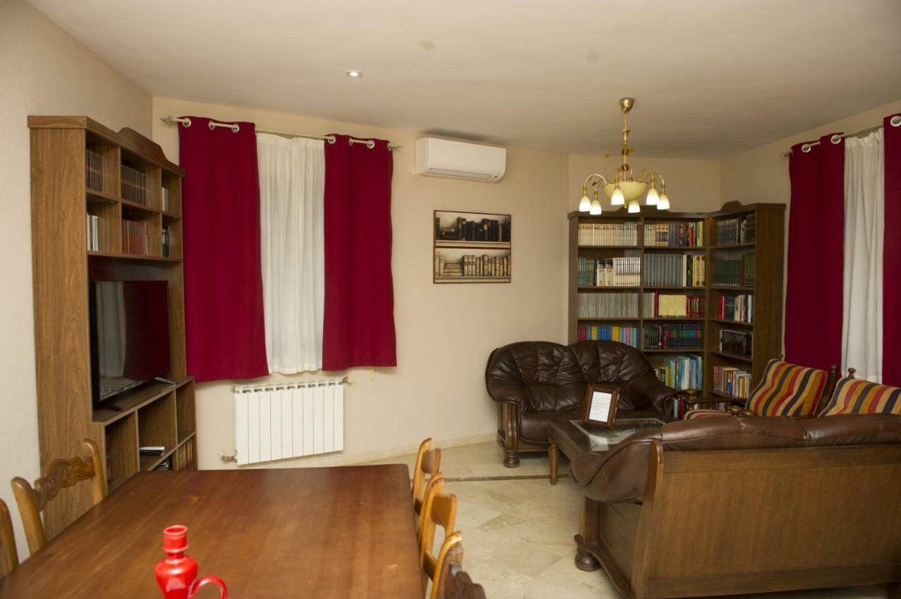 Holiday home La Biblioteca
